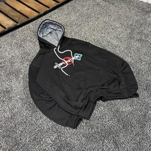 هودی سه نخ داخل کرکی لویز مشکی ج