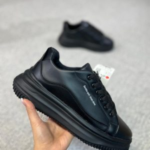 کتونی برشکا مشکی